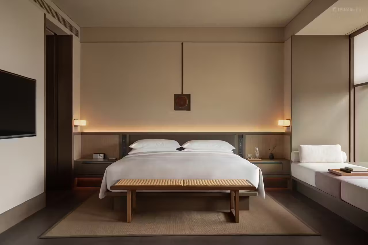 Hotel Case