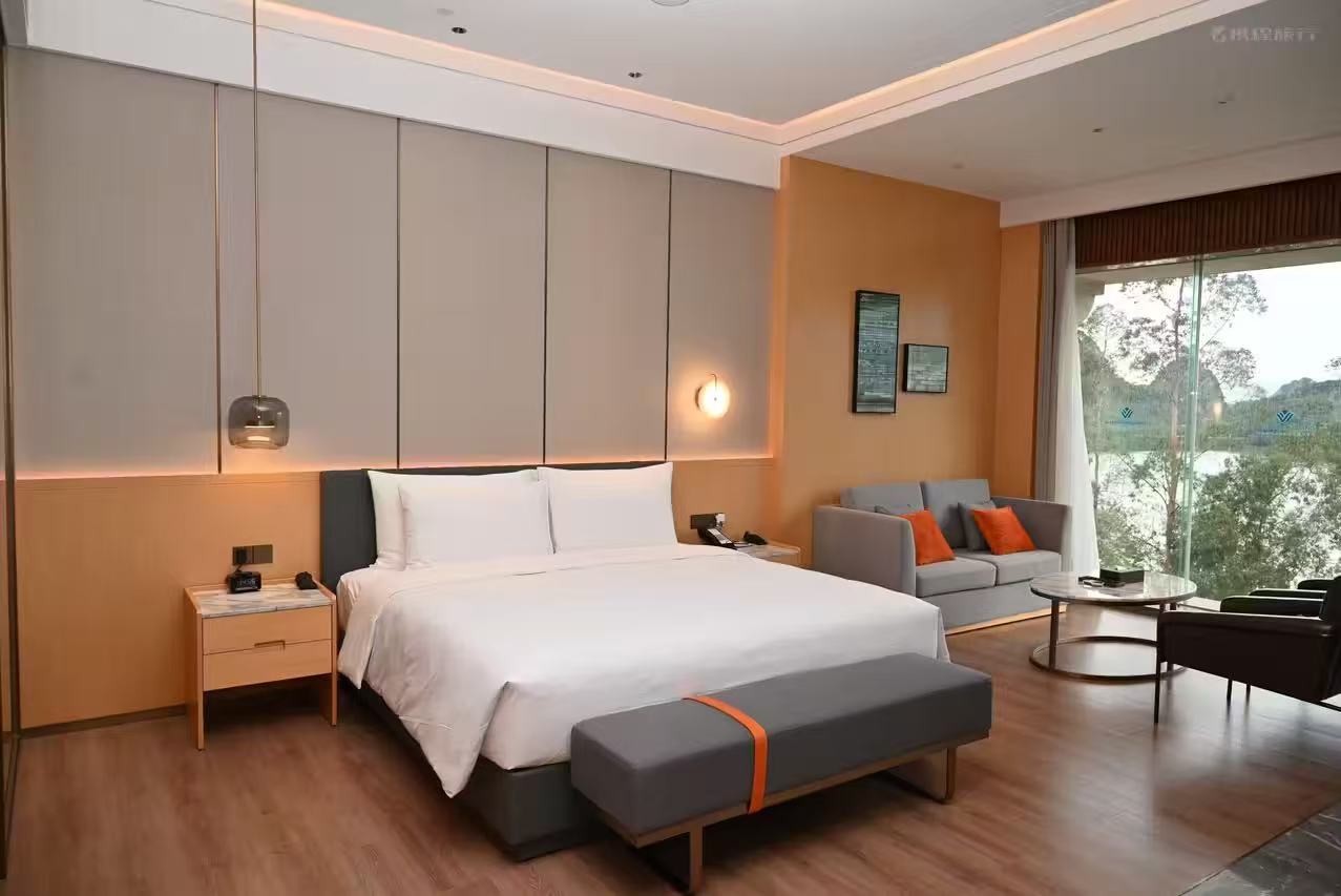Hotel Case