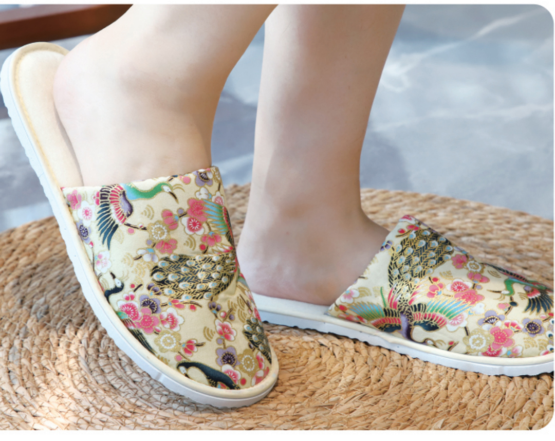 slippers
